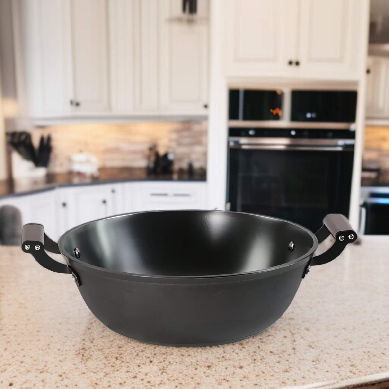 鉄鍋、昔ながらの鉄鍋、家庭用ノンスティック鍋、錆びにくい、鋳鉄鍋、素焼き鍋、シチュー鍋、シチューポット