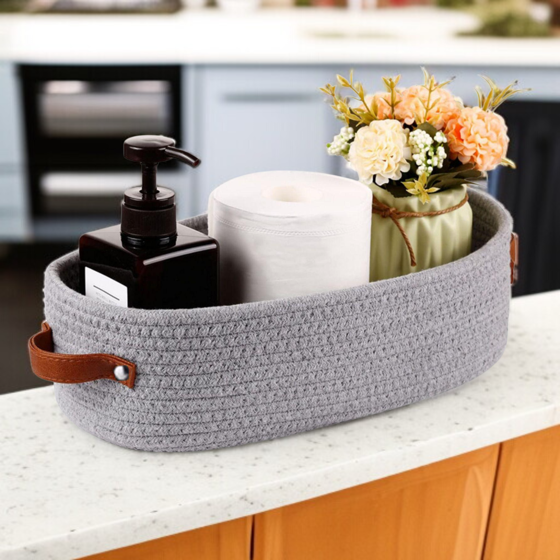 収納バスケットを棚に置いたイメージ