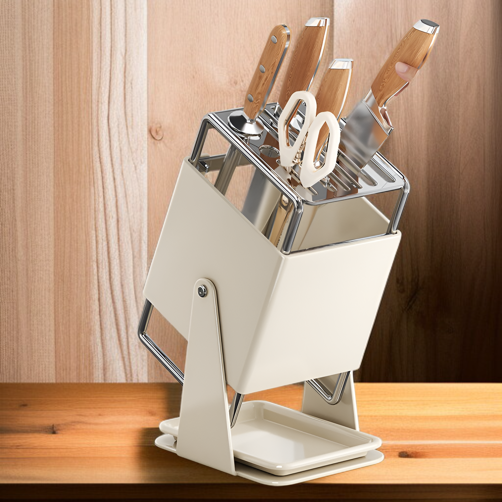 حامل سكاكين قابل للدوران على سطح المطبخ