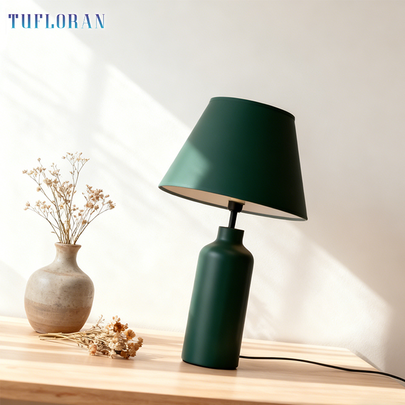 โคมไฟตกแต่งห้องนั่งเล่นสีเขียว