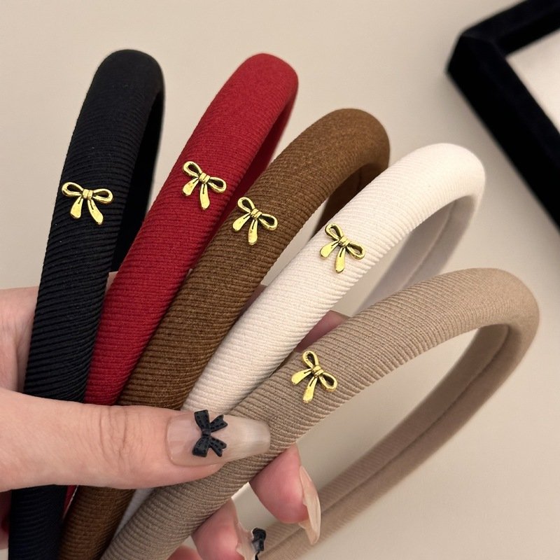 Modne opaski damskie