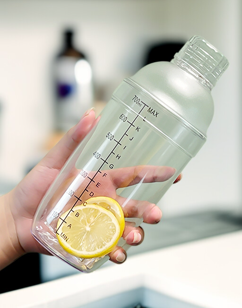 손쉽게 열고 닫을 수 있는 셰이커 뚜껑