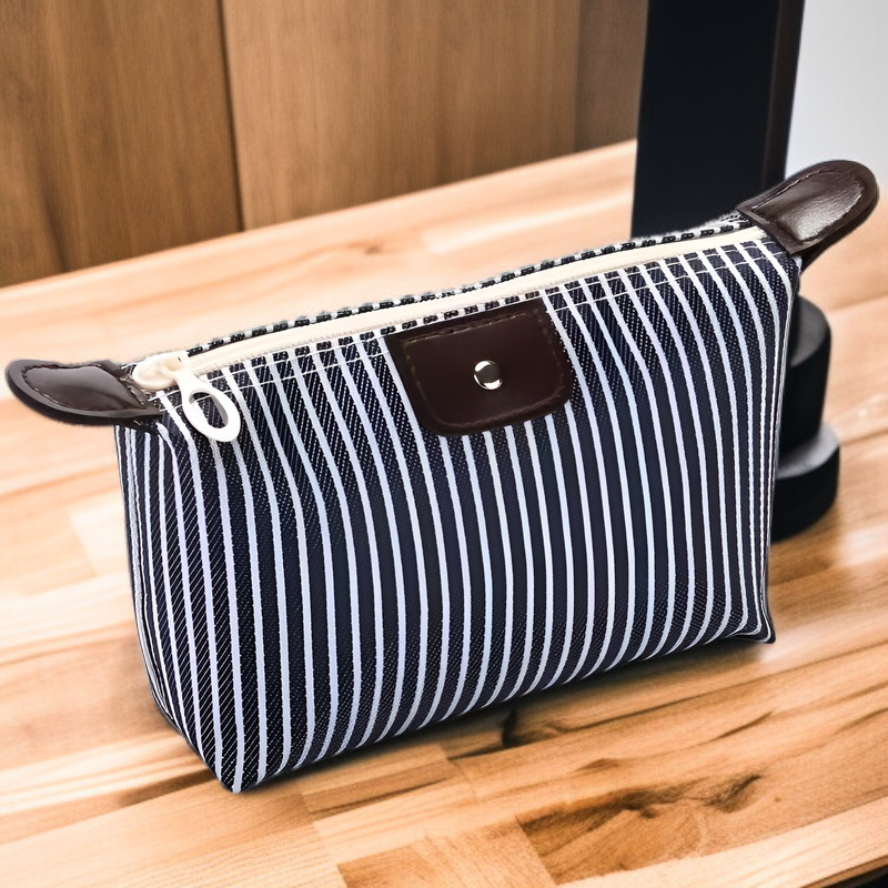 Bolsa para maquillaje de viaje con diseño exclusivo de empanadilla