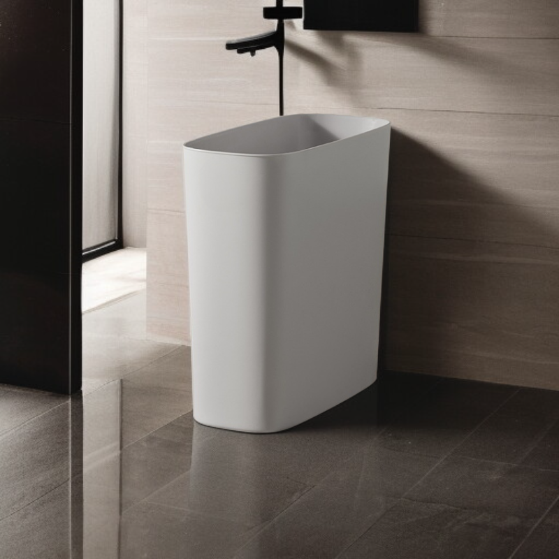 Schmaler, rechteckiger Abfalleimer ohne Deckel für Badezimmer und Küche