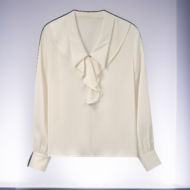 フリルブラウス、フランスらしい甘いトップス