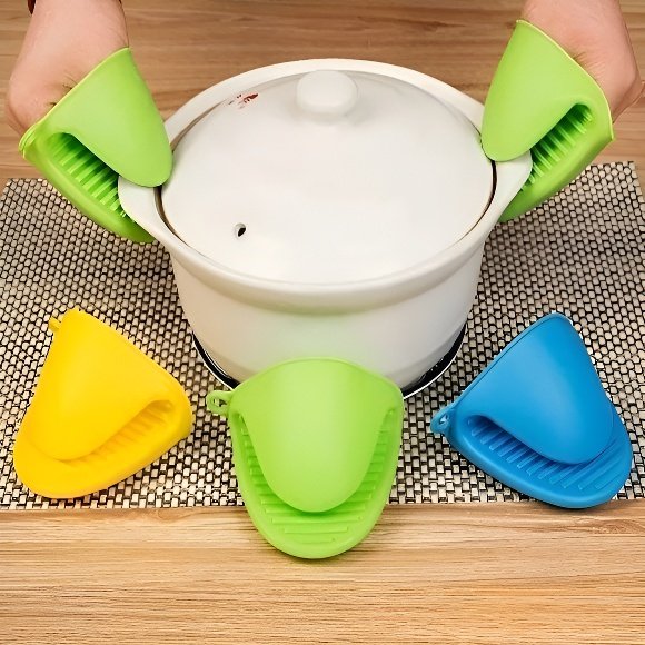 두꺼운 실리콘 소재의 단열 및 화상 방지 장갑