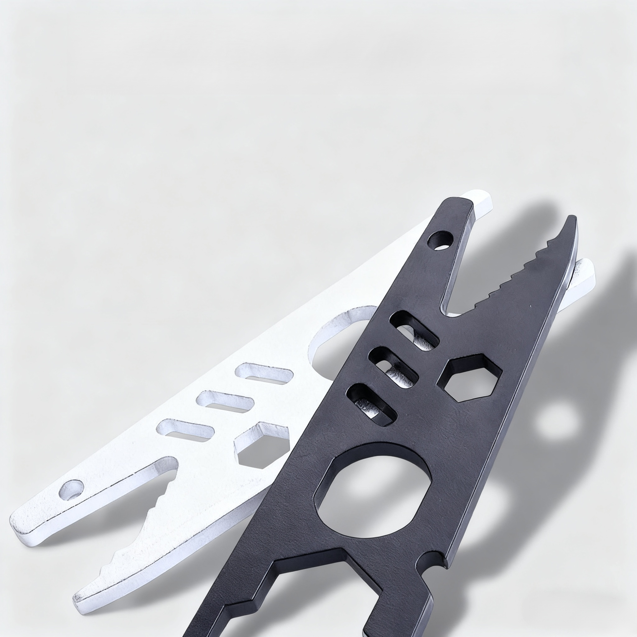 인체공학적 디자인의 만능 렌치