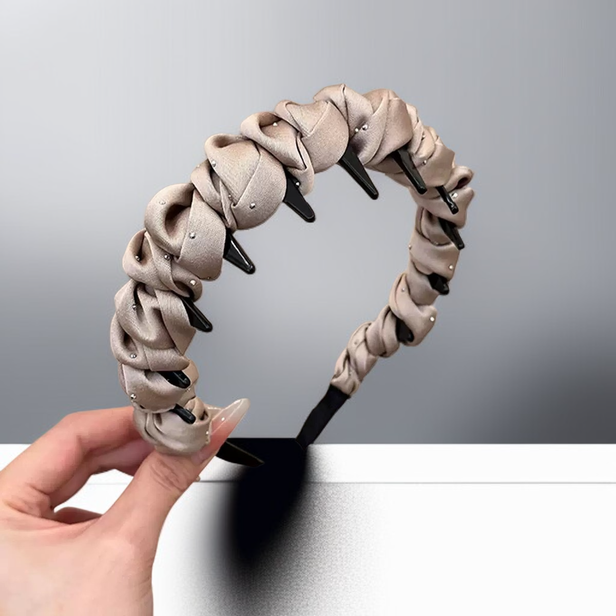 サテンヘアバンド ヘアバンド ふわふわ ハイ 頭蓋骨 トップ パーティー サテン