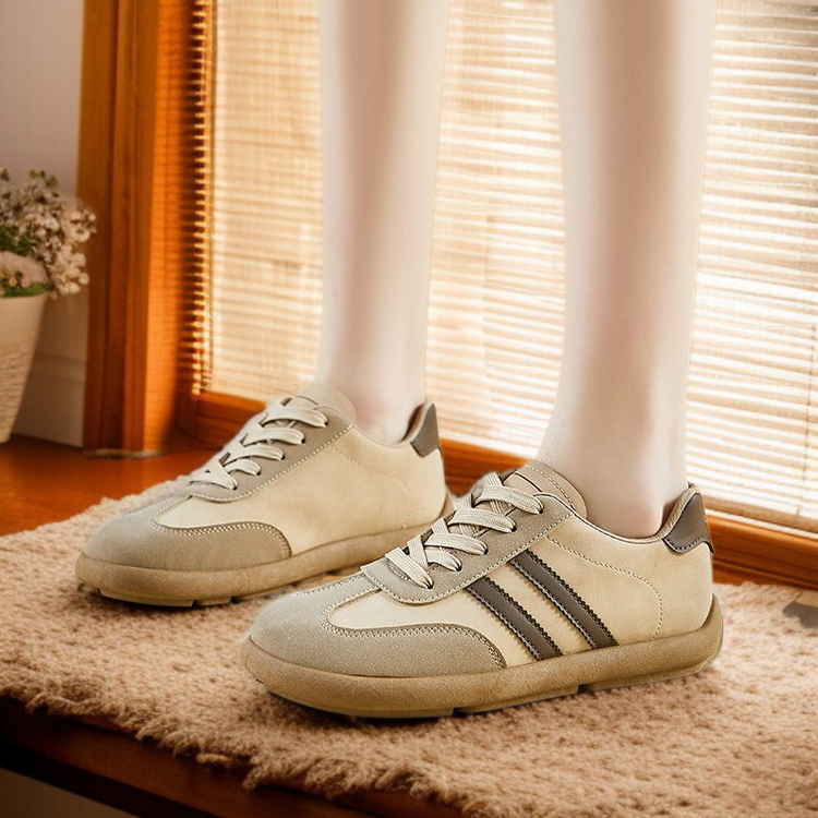 여학생 가을 스니커즈 운동화 통굽 캐주얼 화이트 슈즈 아간 키높이 운동화