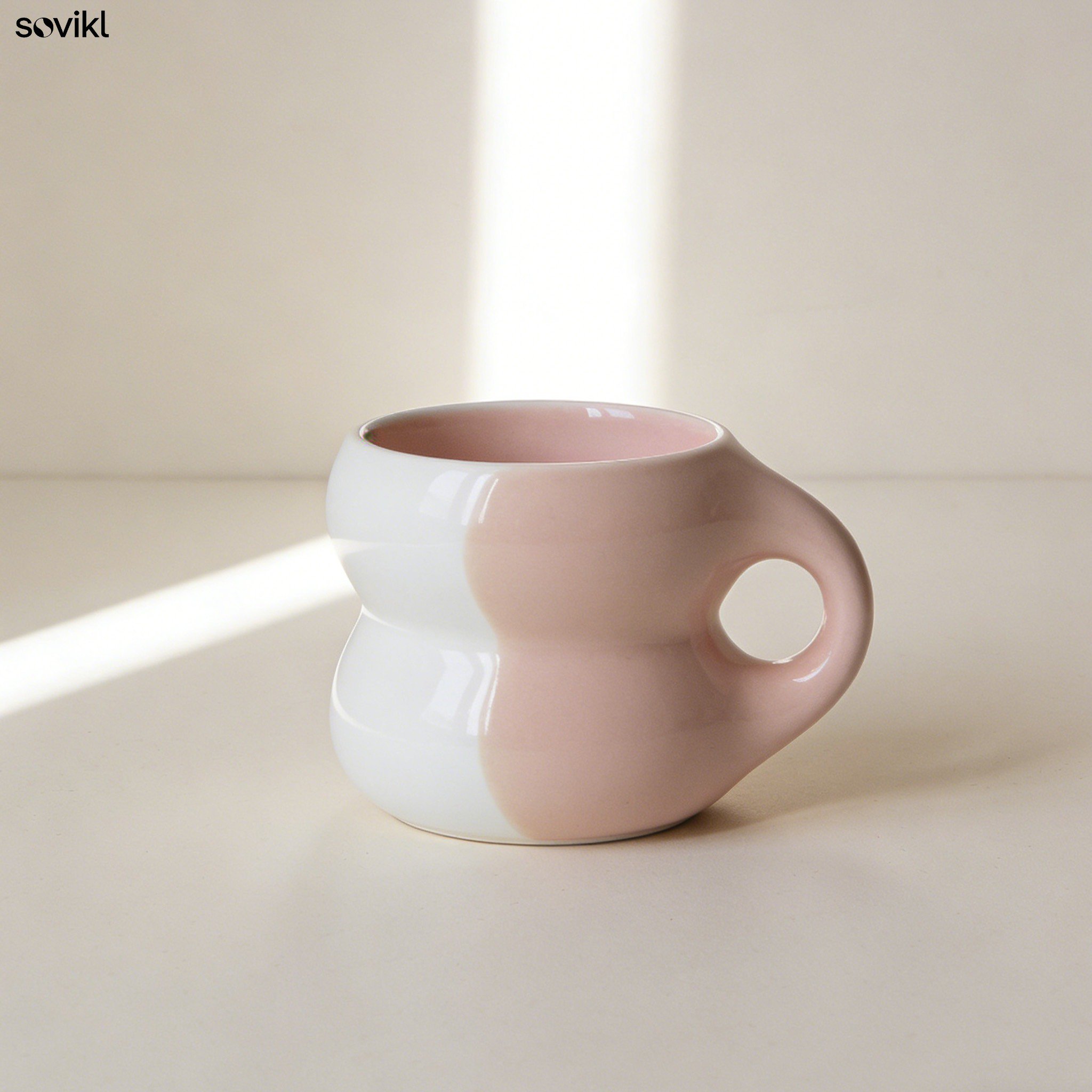 Wave-patterned color-blocked mugs (3 pieces)