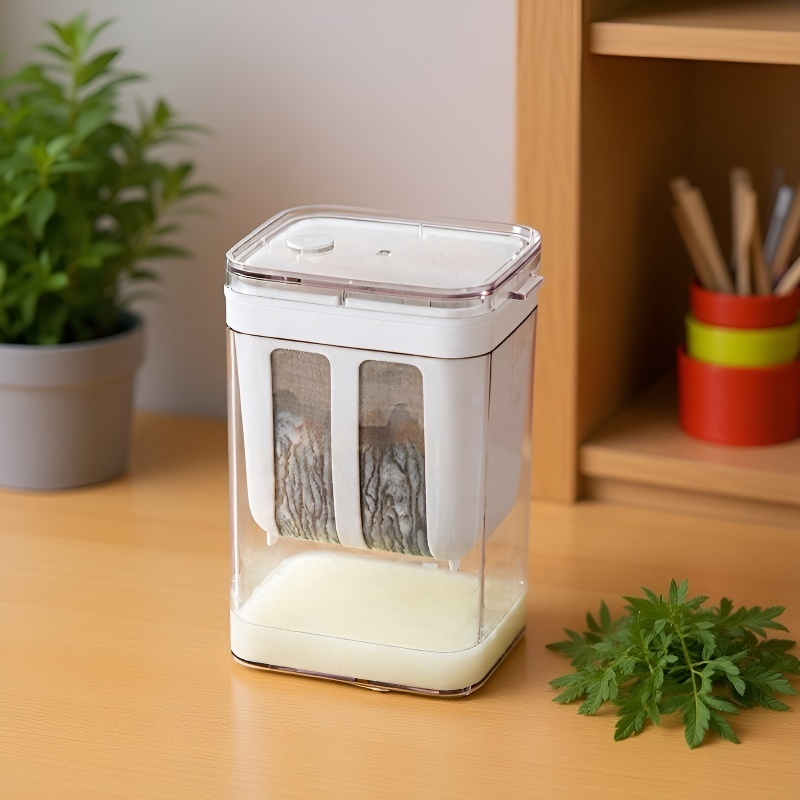 Japanese-style yogurt strainer