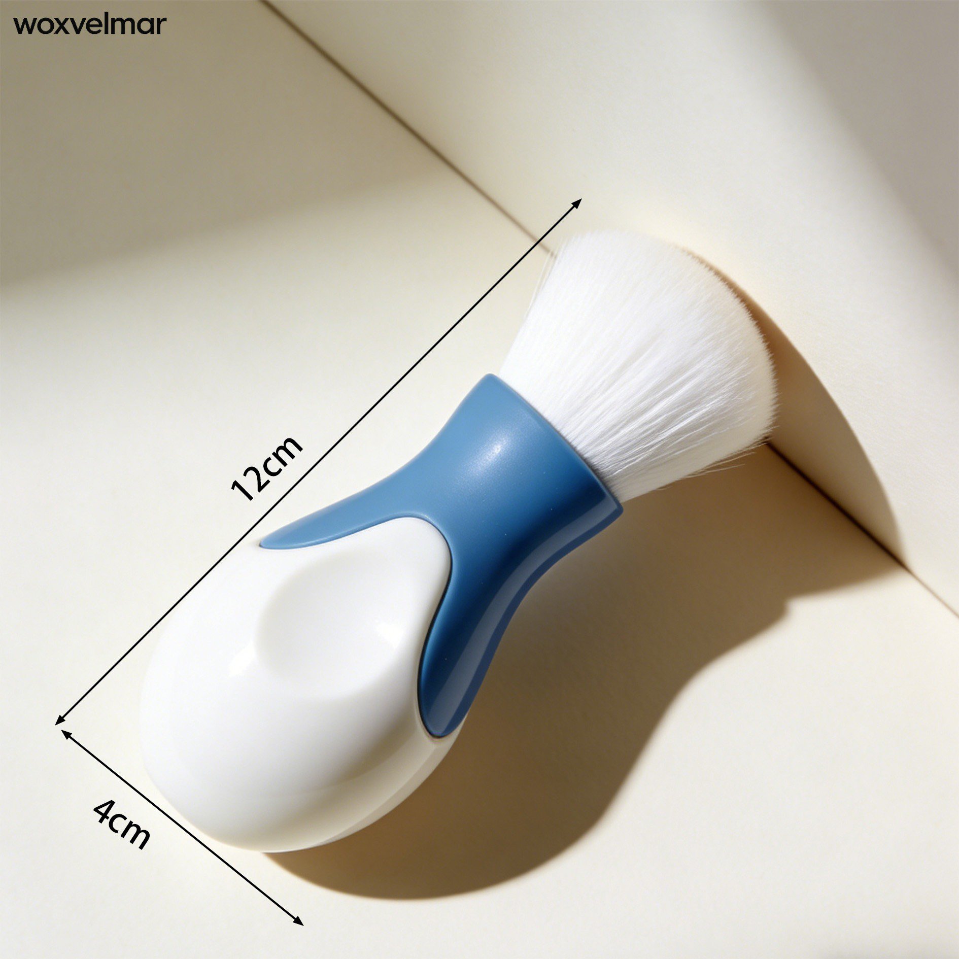 旅行に最適なポータブルメイクブラシ