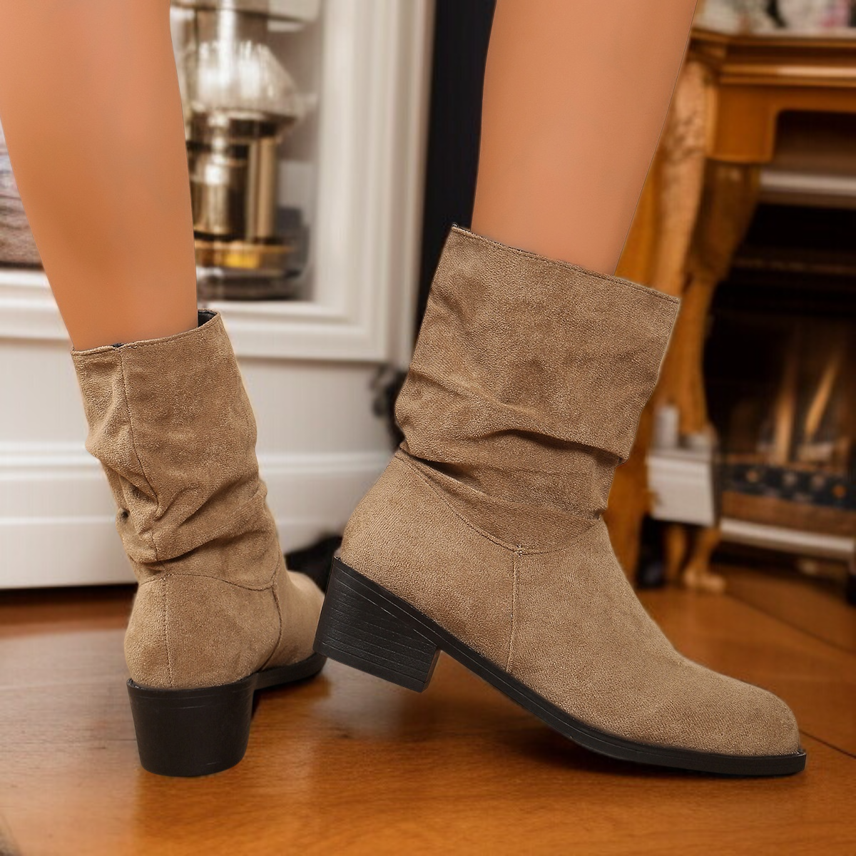 高品質スエード素材のレディースブーツ