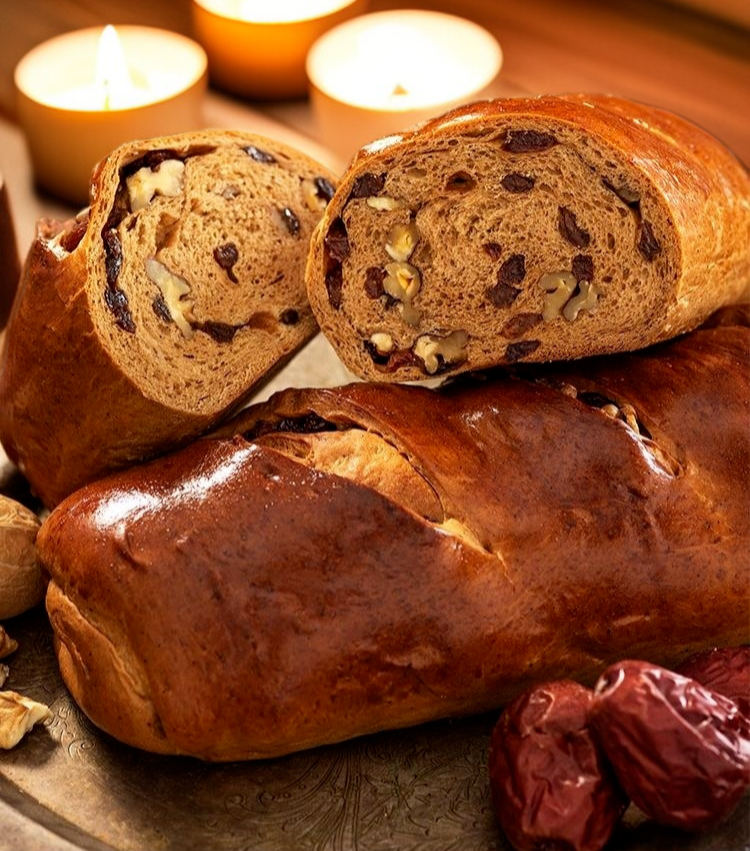 ヘルシーなナッツパンの盛り付け例