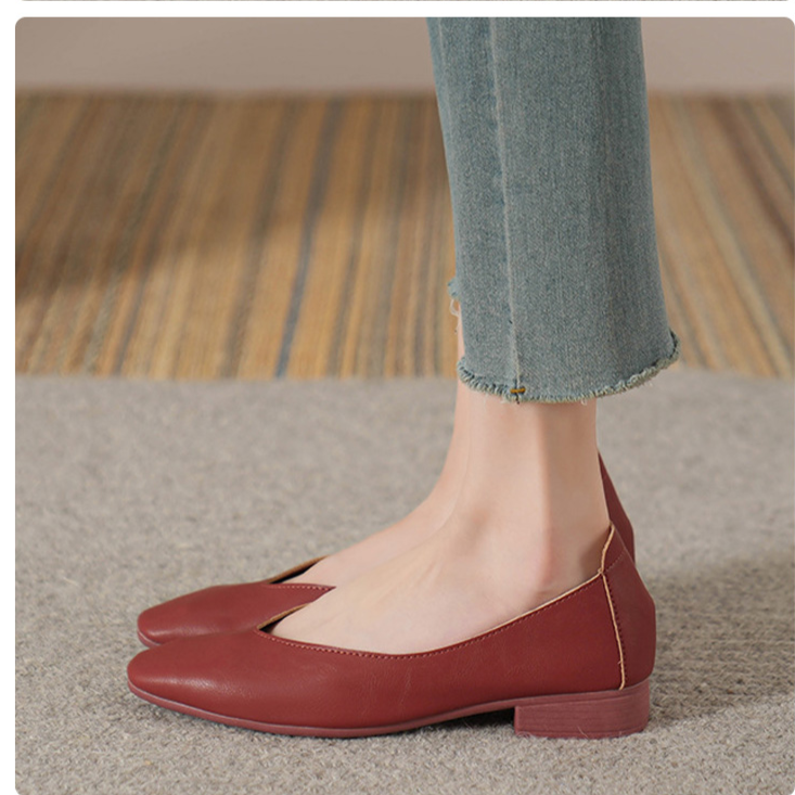 발에 닳지 않는 여성 단화 소재 디테일