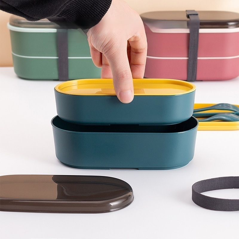 음식을 두 겹으로 보관할 수 있는 도시락