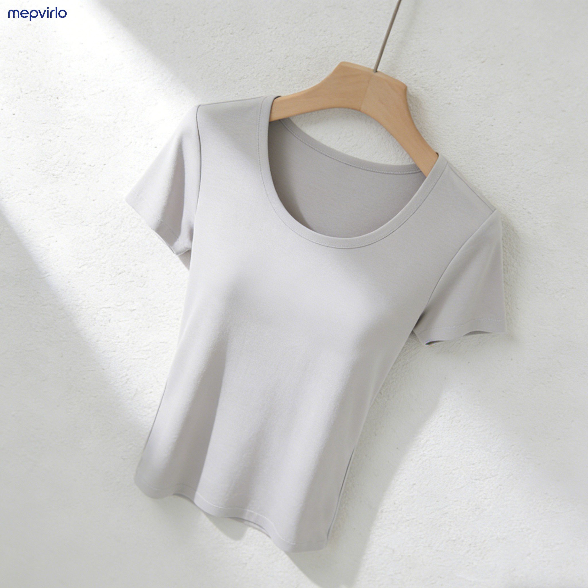 U넥 반팔 티셔츠