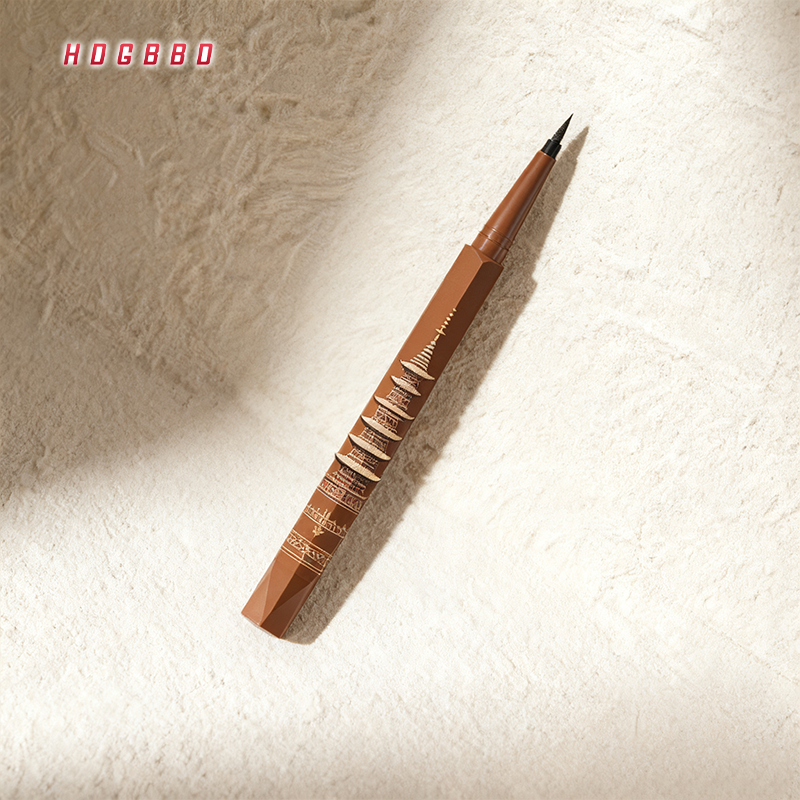 อายไลเนอร์ชนิดน้ำ ติดทนนาน เม็ดสีแน่น กันน้ำ ทนเหงื่อ(แพ็ค 2 ชิ้น)