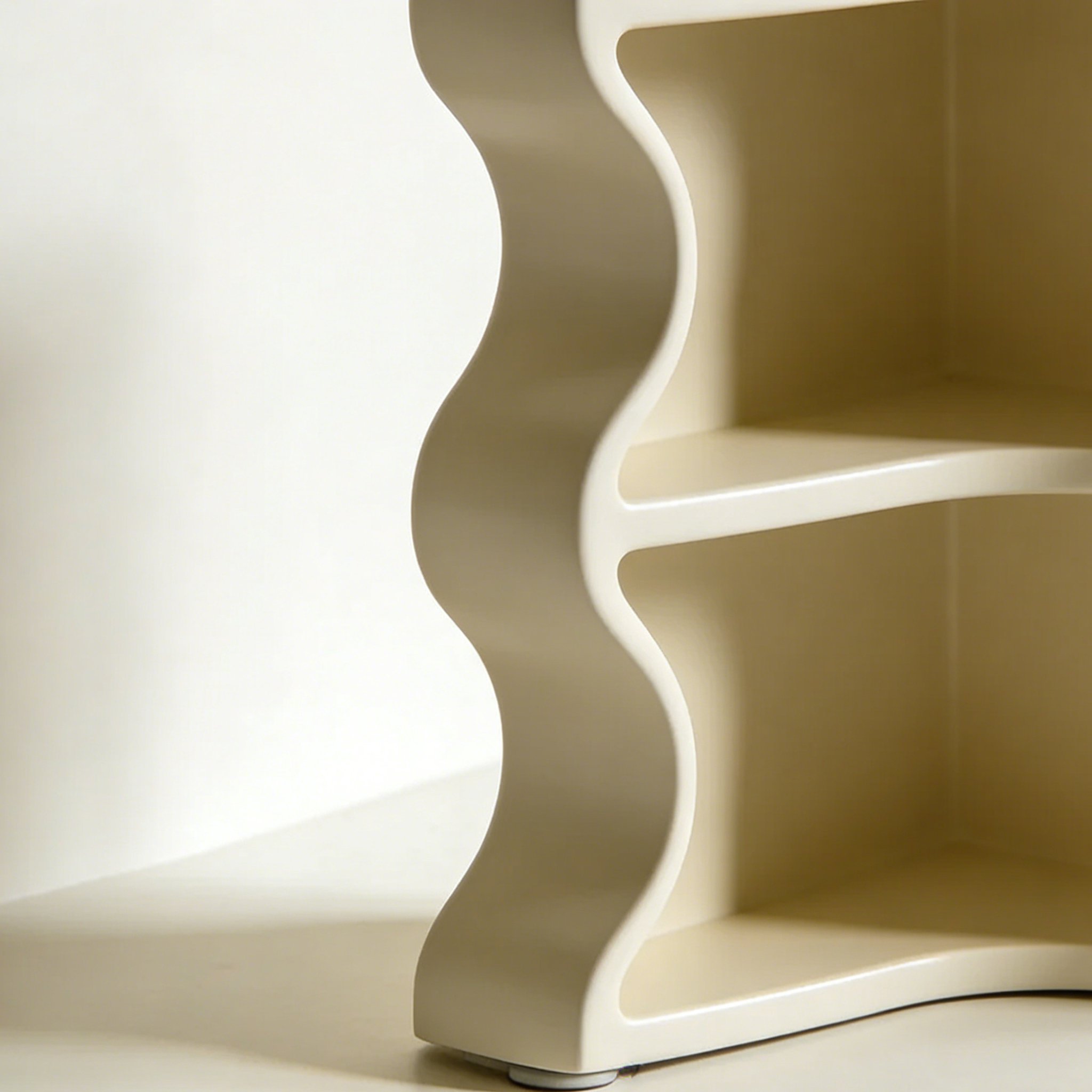 デスクコーナー収納ラックの省スペース設置例