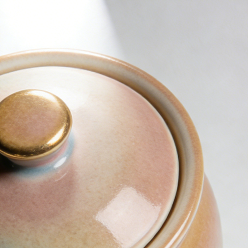 Set of two ceramic seasoning containers for kitchen use