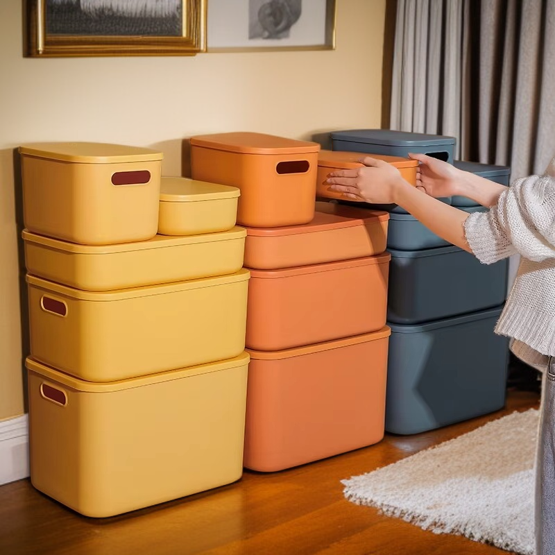 Úložný koš na oblečení do ložnice, organizér na stolek