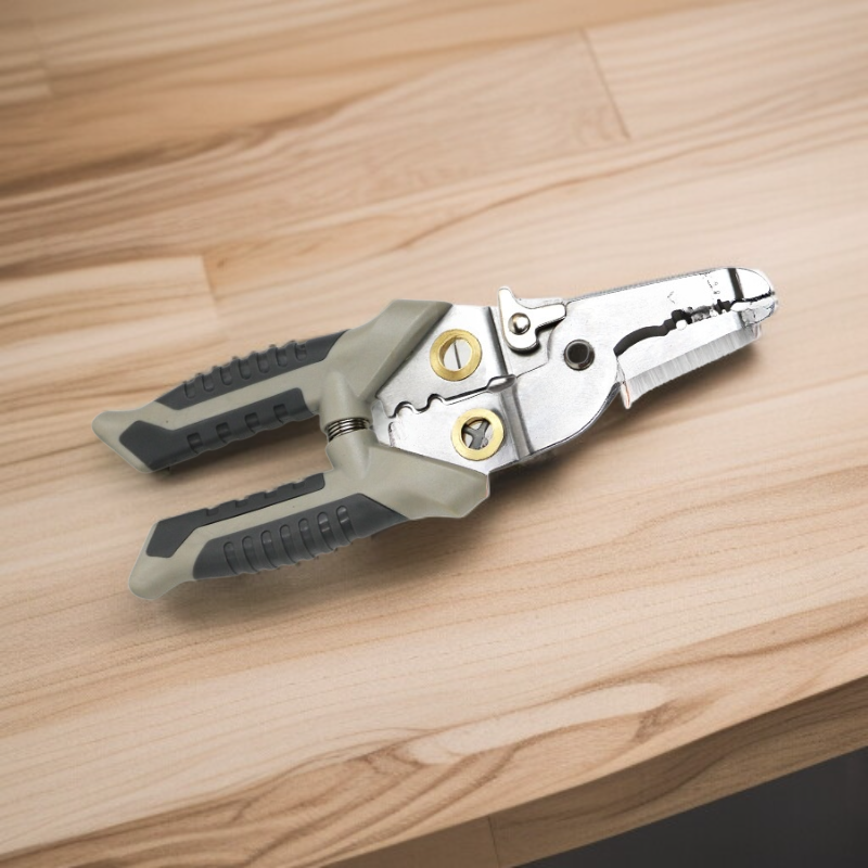 多機能ワイヤーストリッパー