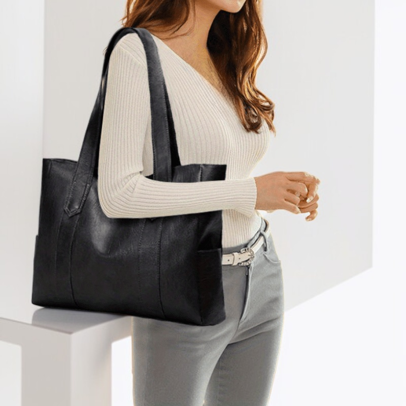 حقيبة يد بسعة كبيرة تناسب كل الاحتياجات