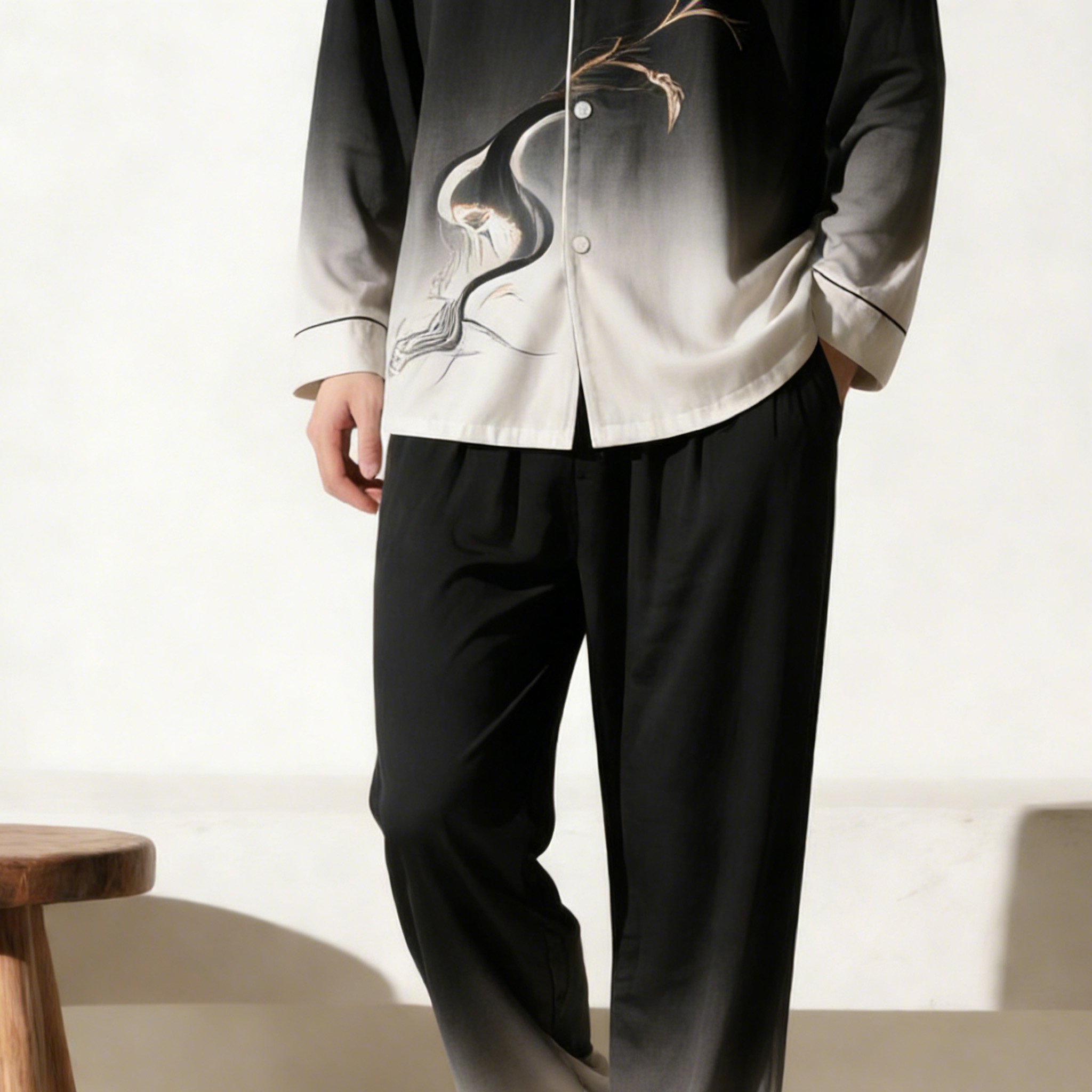 ชุดนอนผู้ชายผ้าไหมดีไซน์ทันสมัย