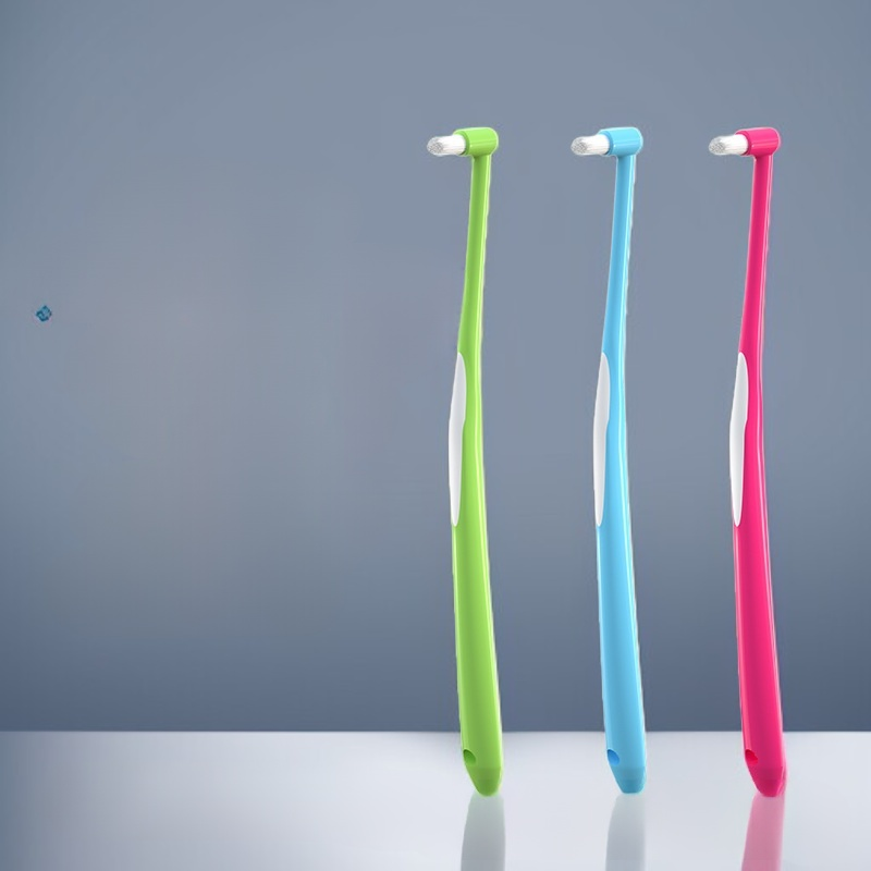 Cepillo de dientes bicolor para gatos, cabezal pequeño, limpieza interdental