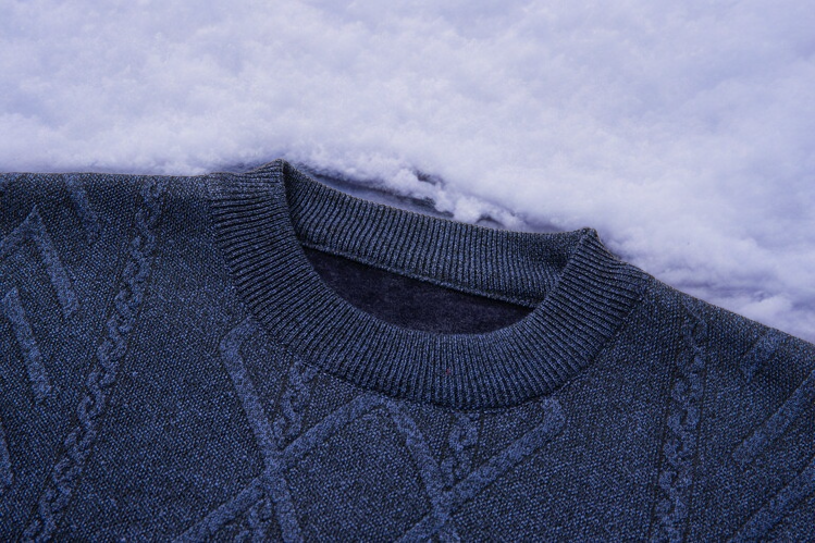 ダイヤモンドパターンの無地ボトムシャツ詳細