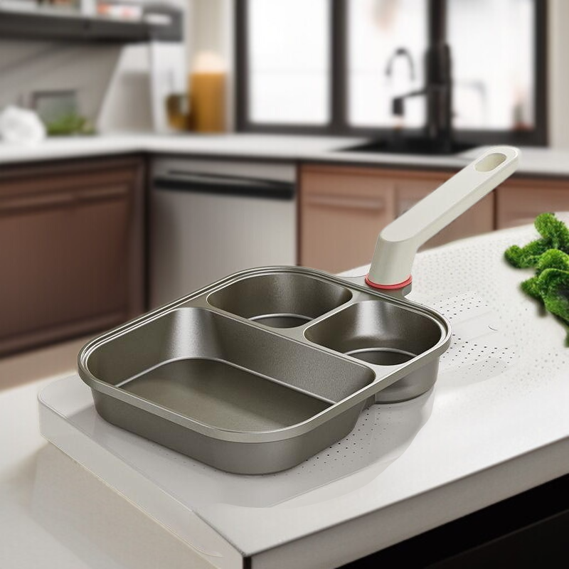 Titanium three-in-one frying pan breakfast pan non-stick pan fried egg hamburger non-stick thickened