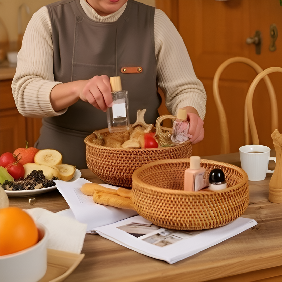 Cesta de pan redonda de ratán para almacenar en la cocina