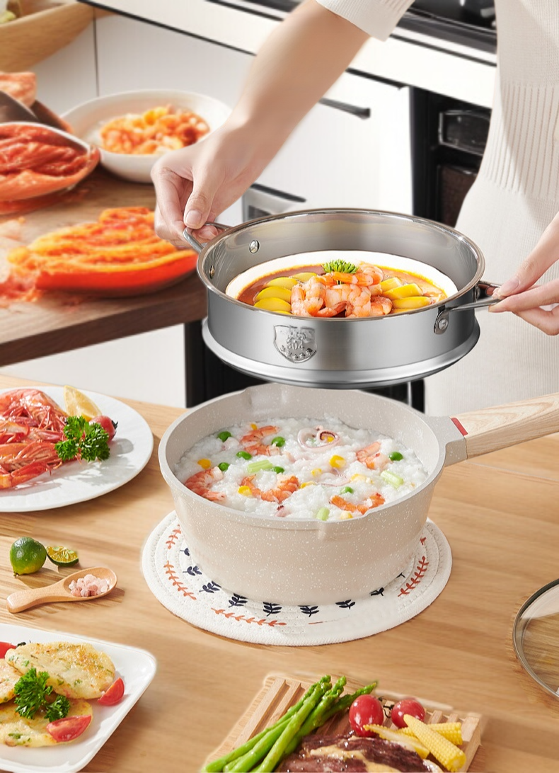 ダイカスト製の耐久性が高い鍋底