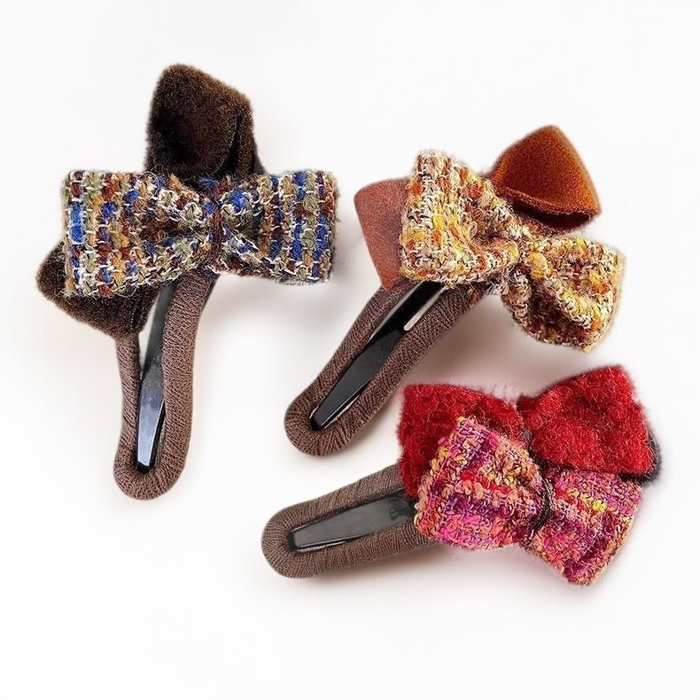 Pinza para el pelo con lazo de peluche