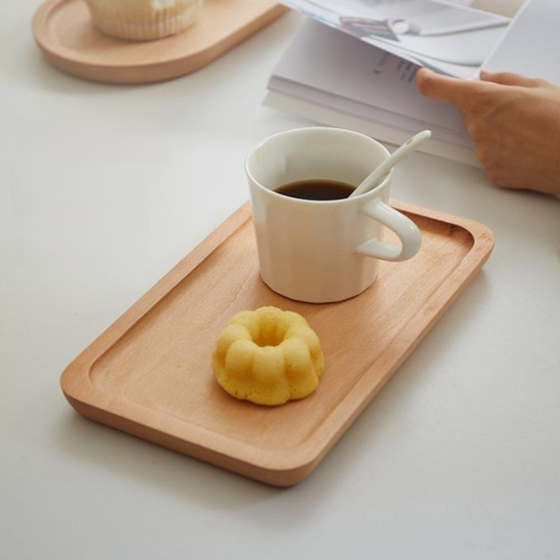 Speiseteller aus Massivholz