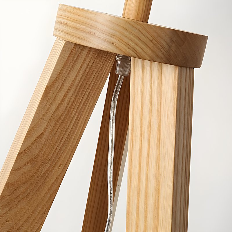 Lámpara de pie de salón con trípode de madera maciza