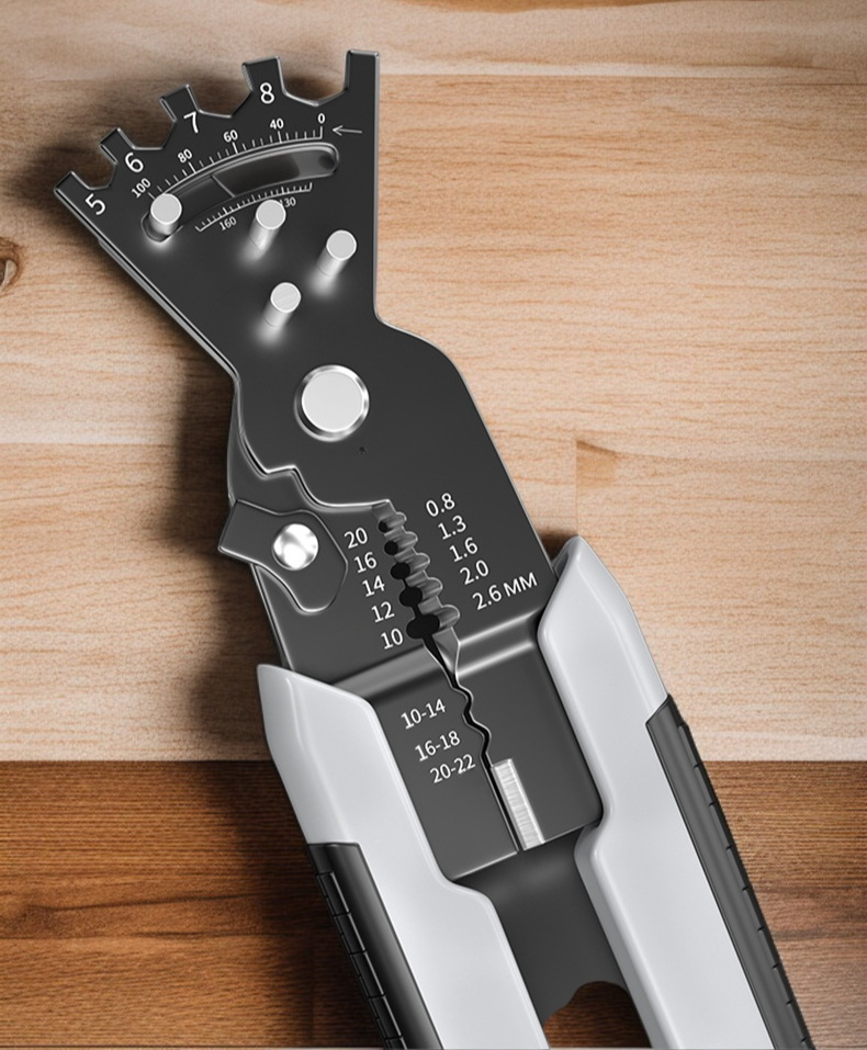 高精度な刃を持つケーブル剥ぎ取り工具