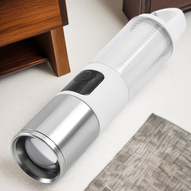 望遠ズーム懐中電灯