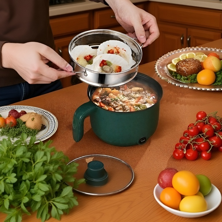 炊飯・蒸し・煮込み機能が搭載された電気炊飯器