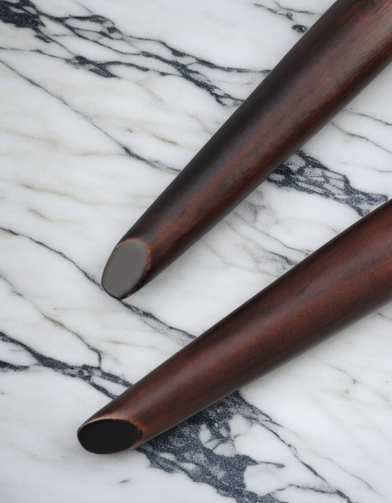 滑らかな肌触りの丸頭ブラシ