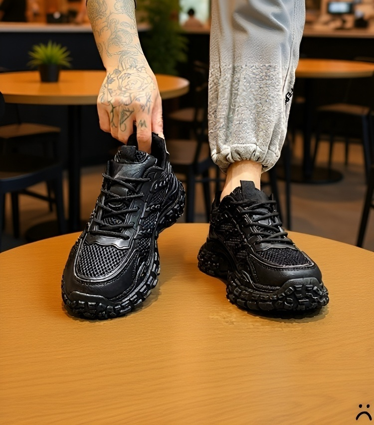 軽量素材を使用した運動靴