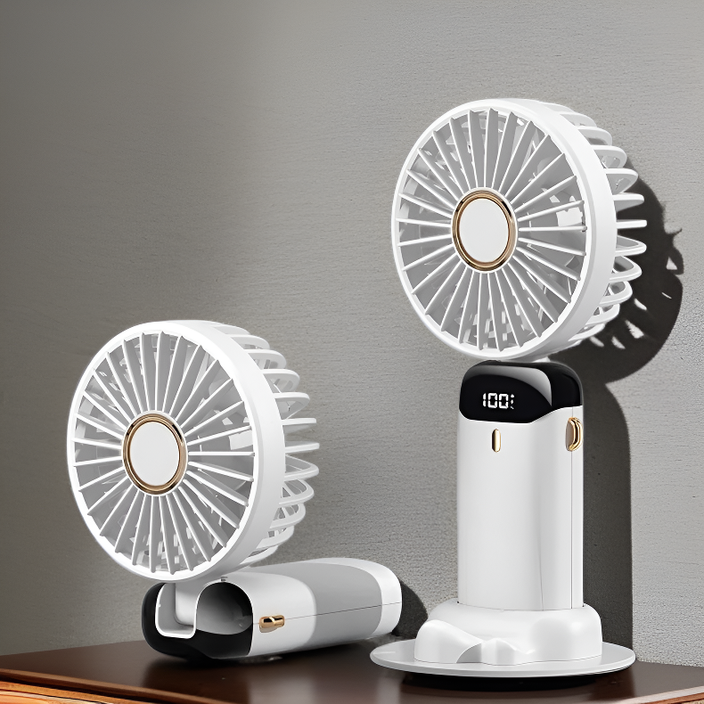 デジタル表示とデュアルバッテリーを搭載した、新型ポータブルハンディファン。
