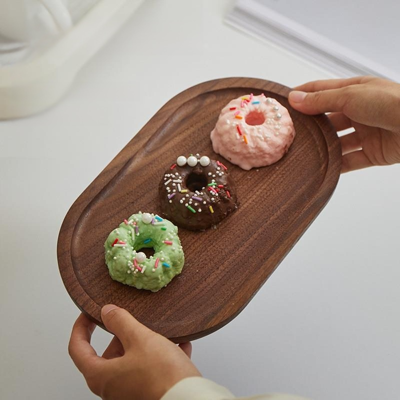 Speiseteller aus Massivholz