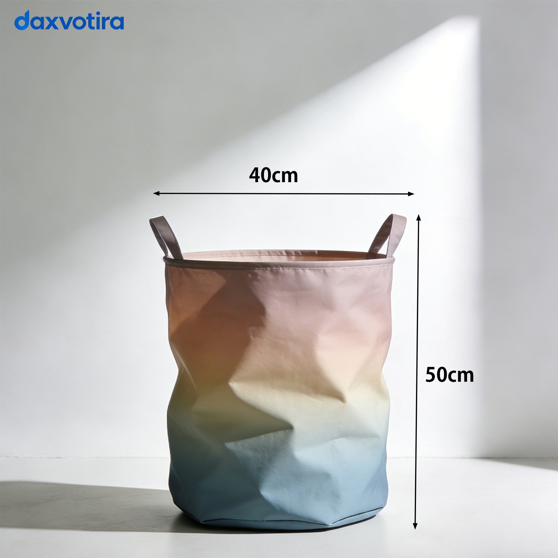 省空間設計的折疊髒衣籃