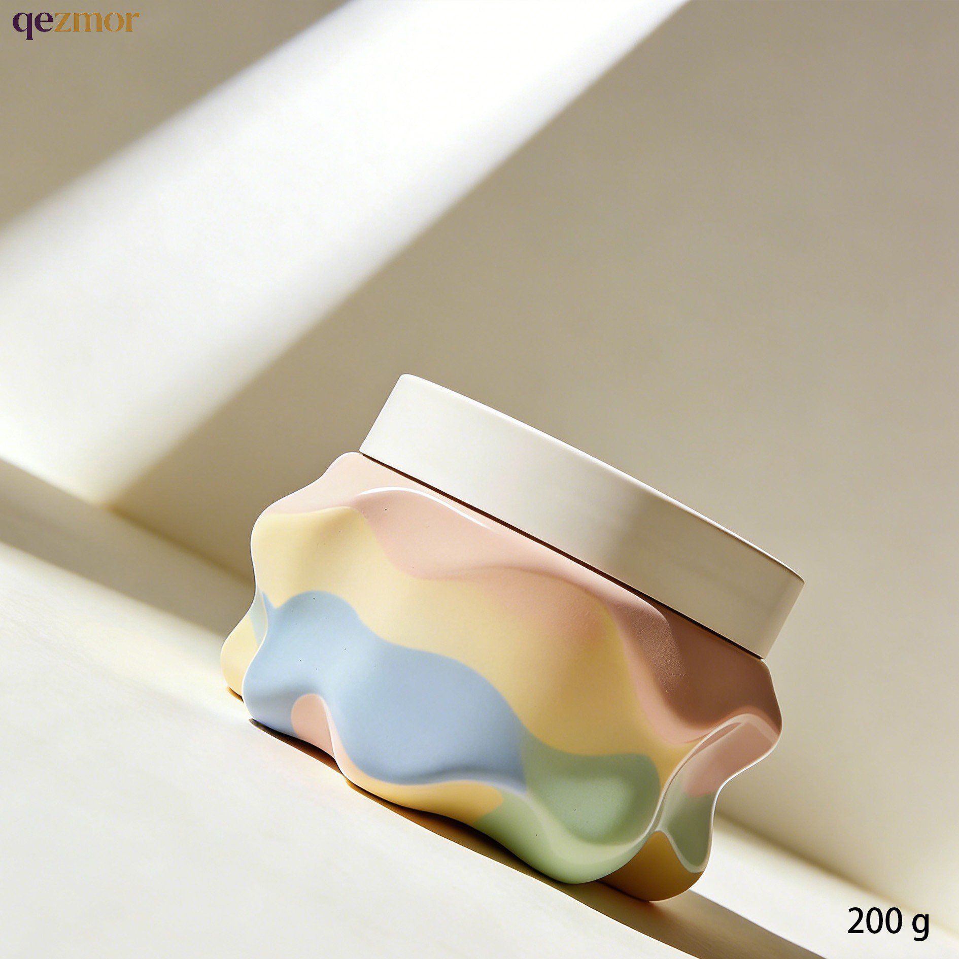 피부에 바르는 미네랄 머드 마스크