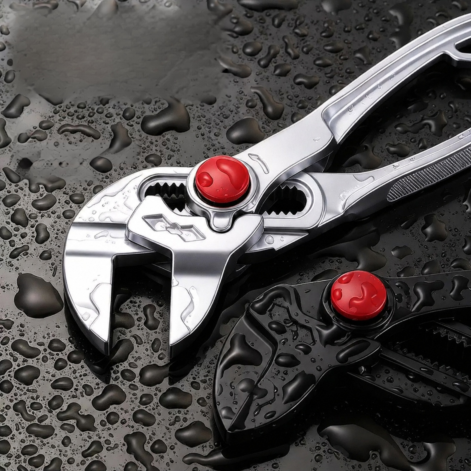 Adjustable mini water pump clamp