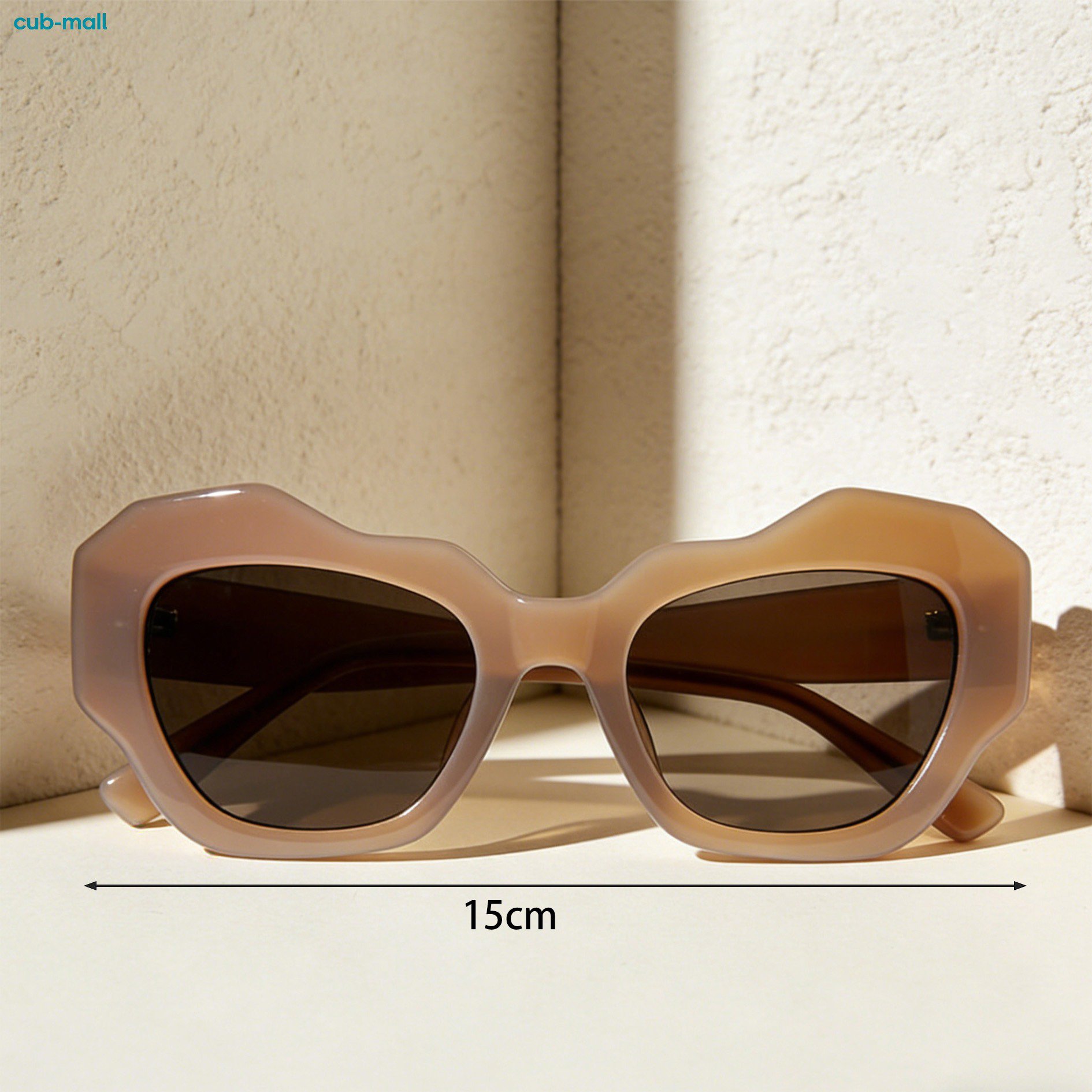 Outdoor lifestyle with UV-protective sunglasses