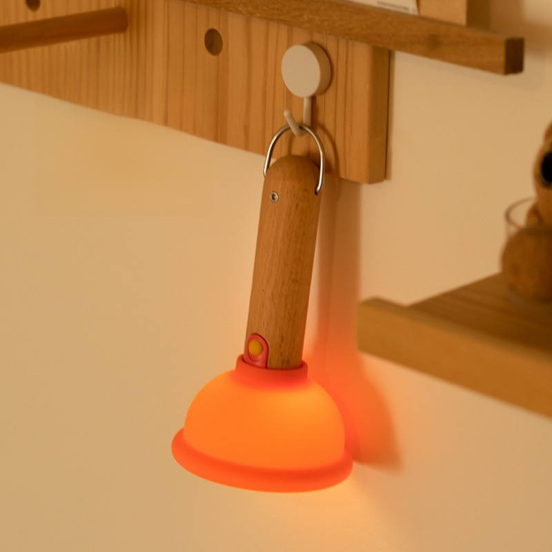 ฝารองนั่งชักโครกไม้พร้อมไฟกลางคืนดูดซับเหงื่อ ช่วยขจัดความกังวล