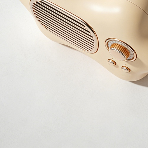 子供が知育音楽プレーヤーを使っている様子