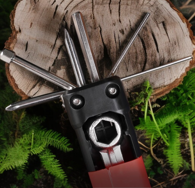 アウトドアキャンプ用携帯工具